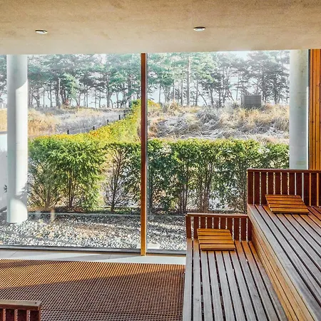 Apartment Garden *